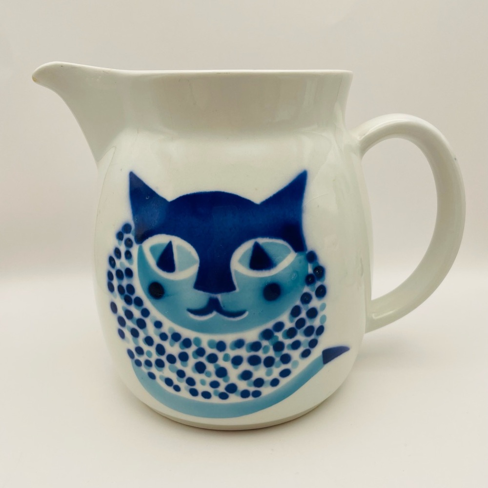 Vintage, ARABIA, MCM, Finland “Kissa” Cat Pitcher, 
Kaj Franck, 1960s to 1970s